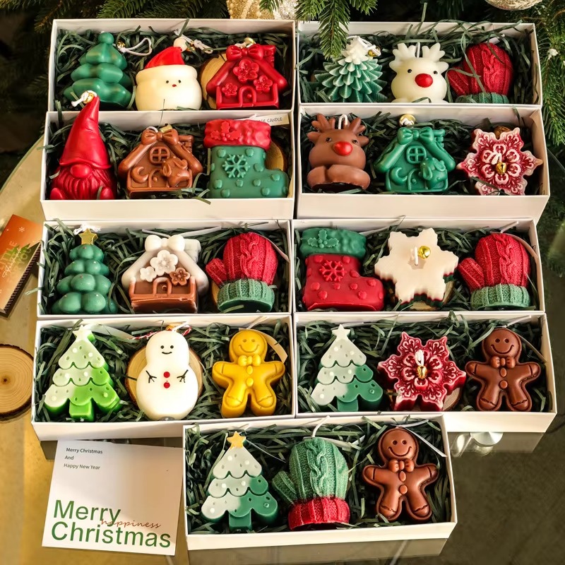Holiday Candle Set - 3-teiliges Set handgemachter Weihnachtsduftkerzen mit Weihnachtsmann-,
